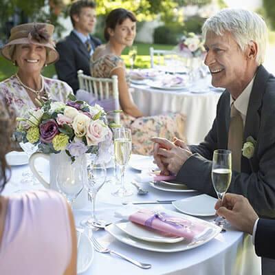 Six secrets pour vous amuser lors de mariages (sans que vos taux s'affolent)